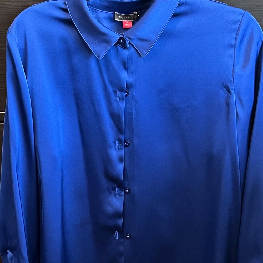Vince Camuto women’s vibrant blue satin shirt